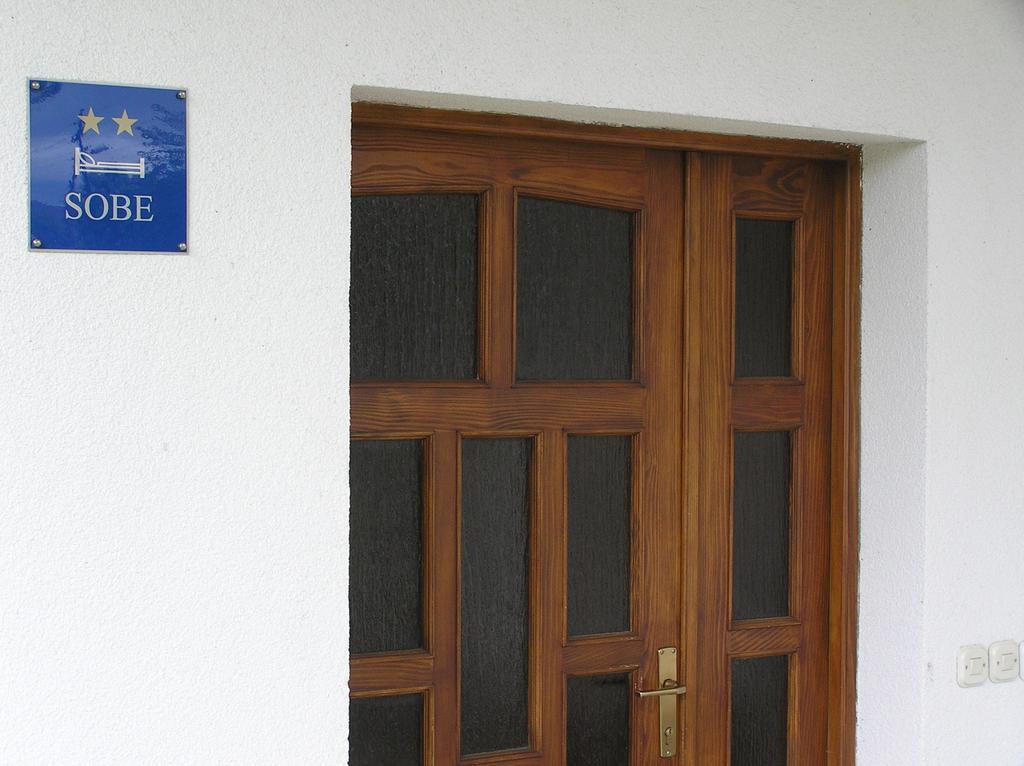 House Nada Apartment Donji Babin Potok Екстериор снимка